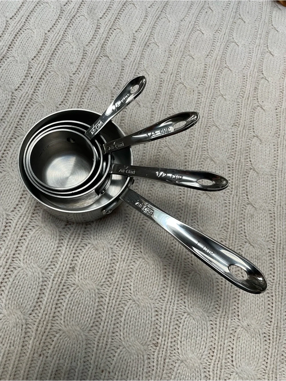All Clad Stainless Steel Measuring Cups  Standard Set 4 Pcs Very good condition
